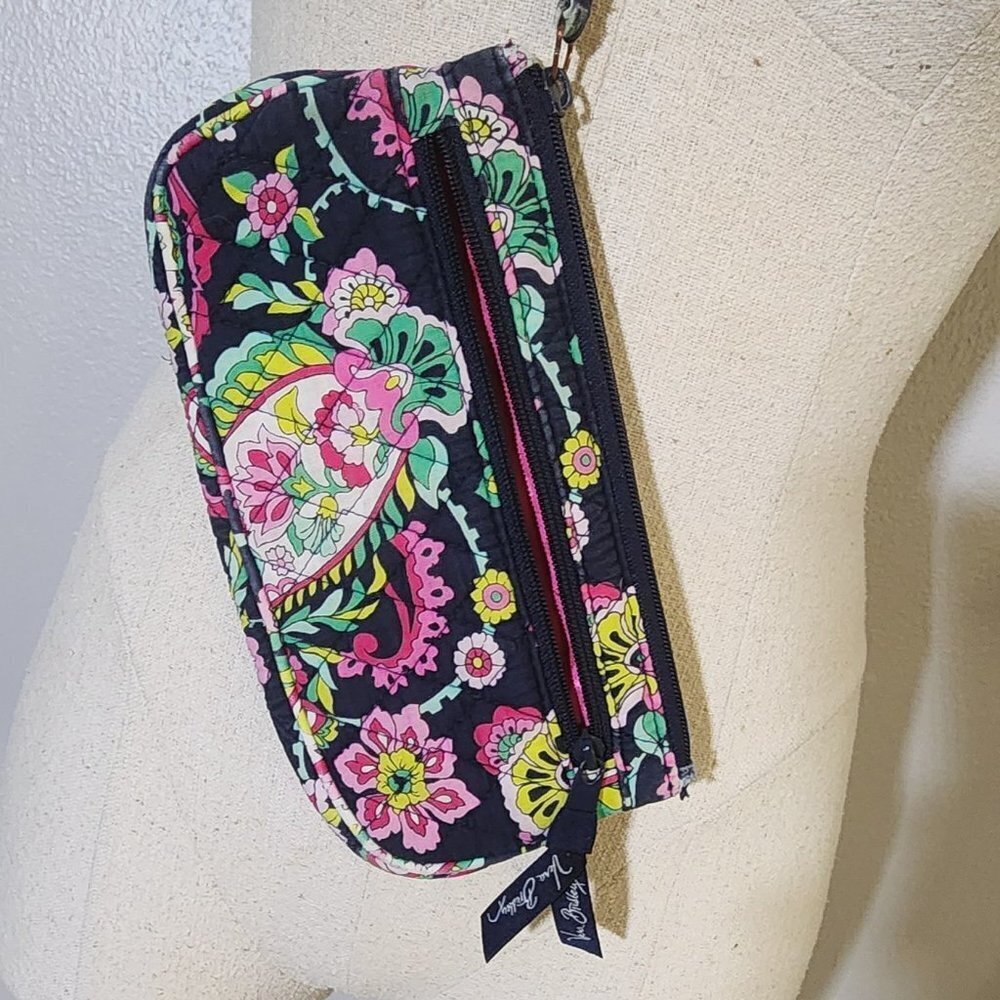 VERA BRADLEY QUILTED WRISTLET